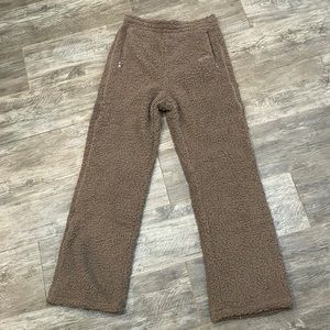 NWT SKIMS Sherpa Track Pant